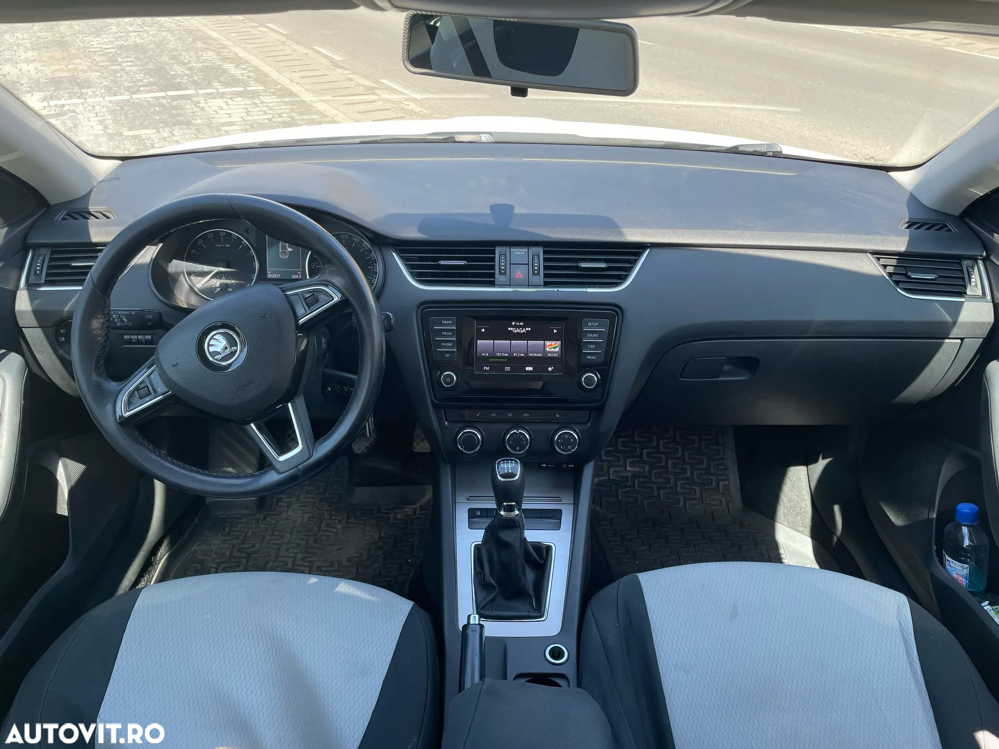 Skoda Octavia 1.6 TDI AMBITION - 11
