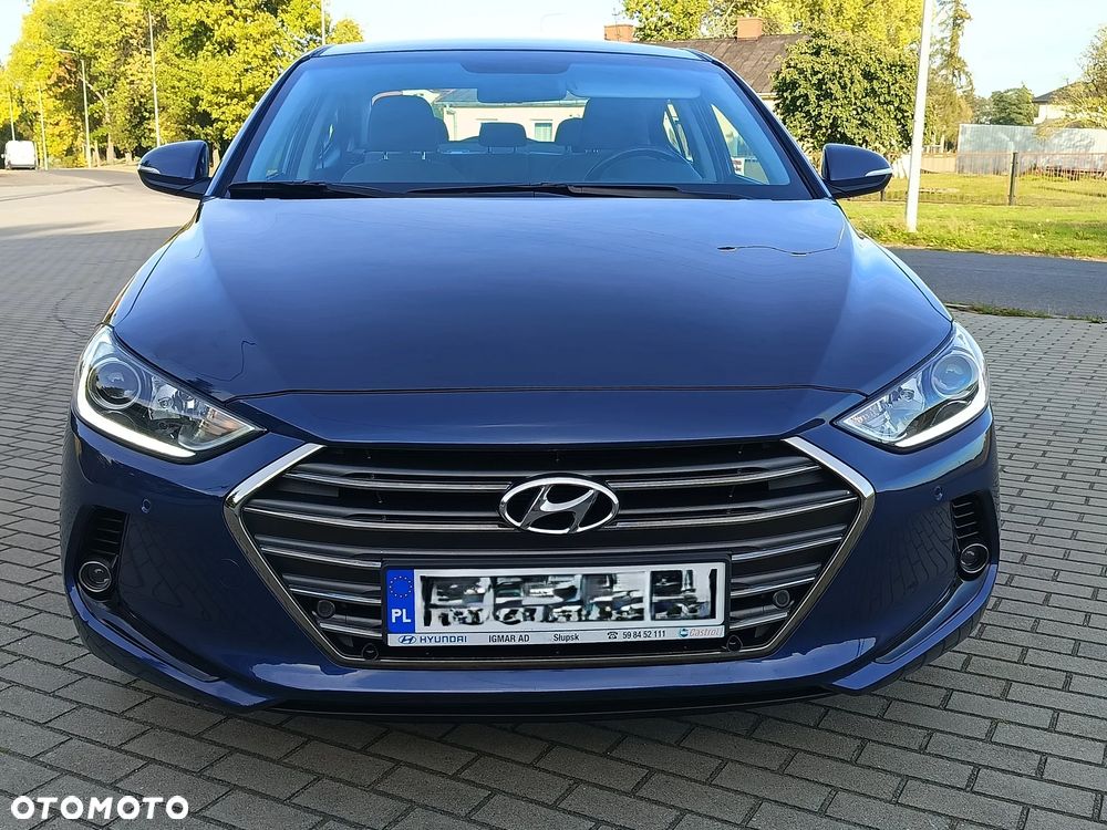Hyundai Elantra - 14