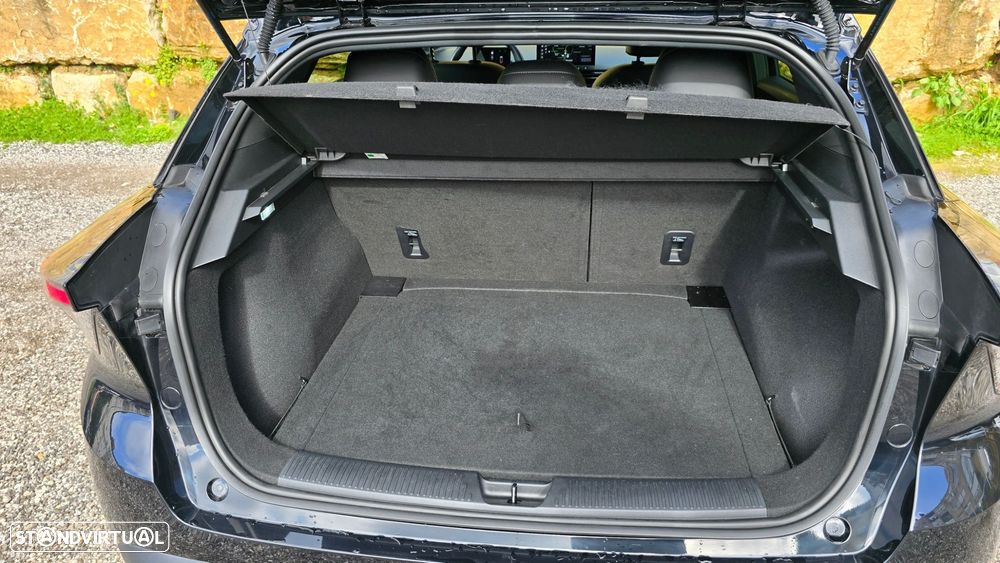 MG MG4 64 kWh Luxury - 59