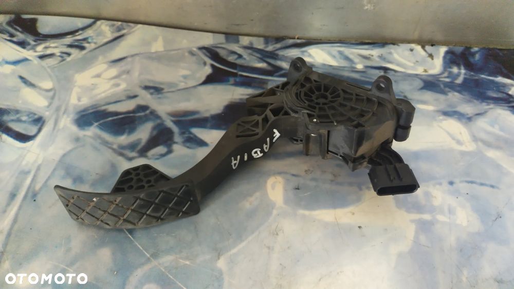 SKODA TSI POTENCJOMETR GAZU 6C1721503B - 1