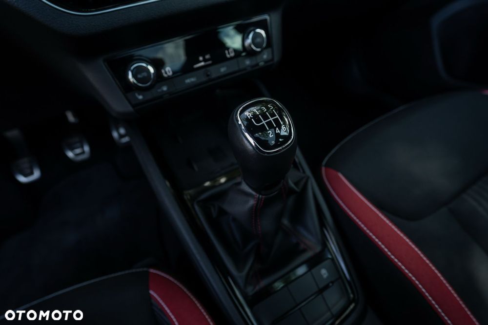 Skoda Kamiq 1.5 TSI Monte Carlo - 25