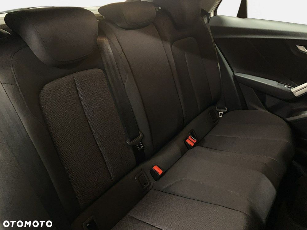 Audi Q2 - 17