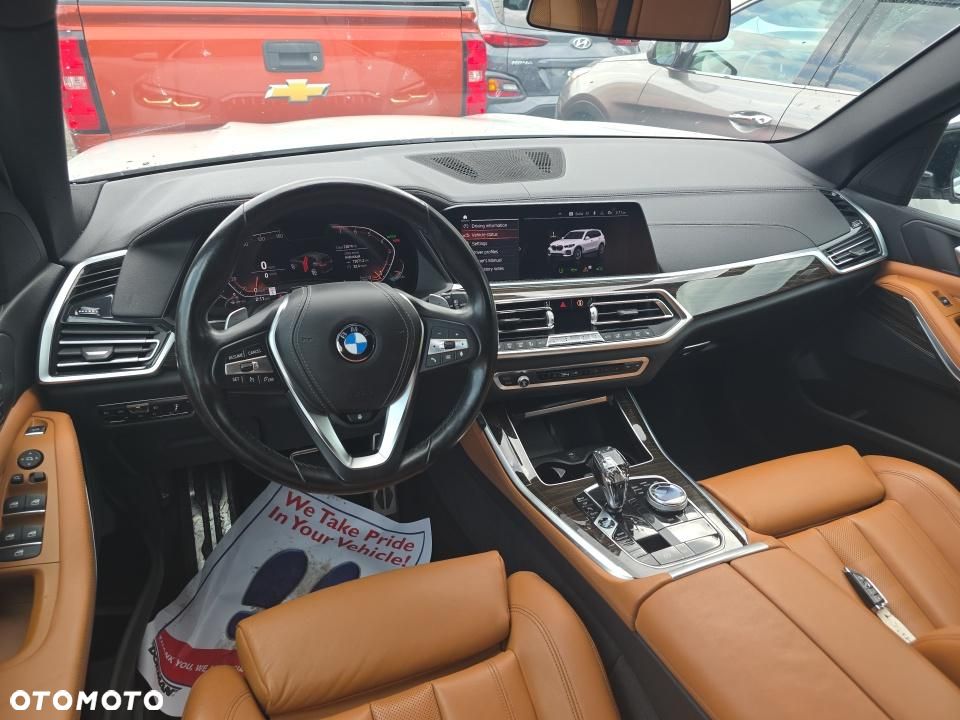 BMW X5 xDrive40i - 8