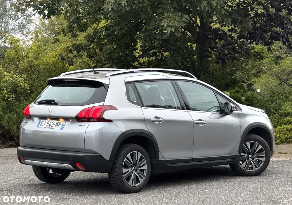 Peugeot 2008 1.2 Pure Tech GPF Allure S&S - 8
