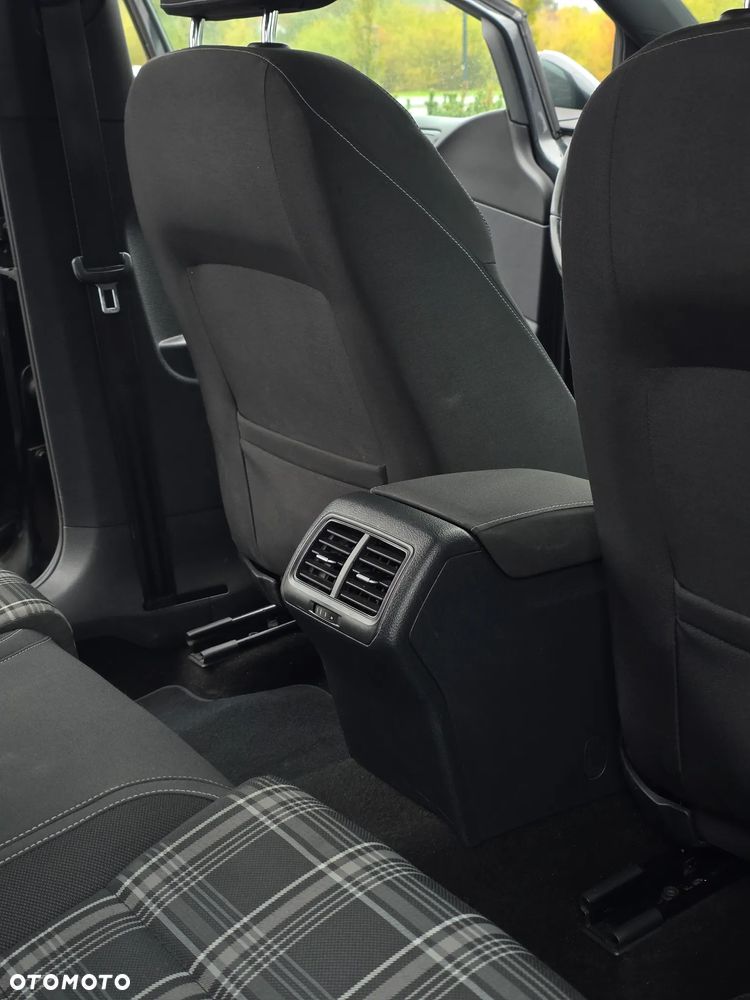 Volkswagen Golf GTD (BlueMotion Technology) DSG - 32