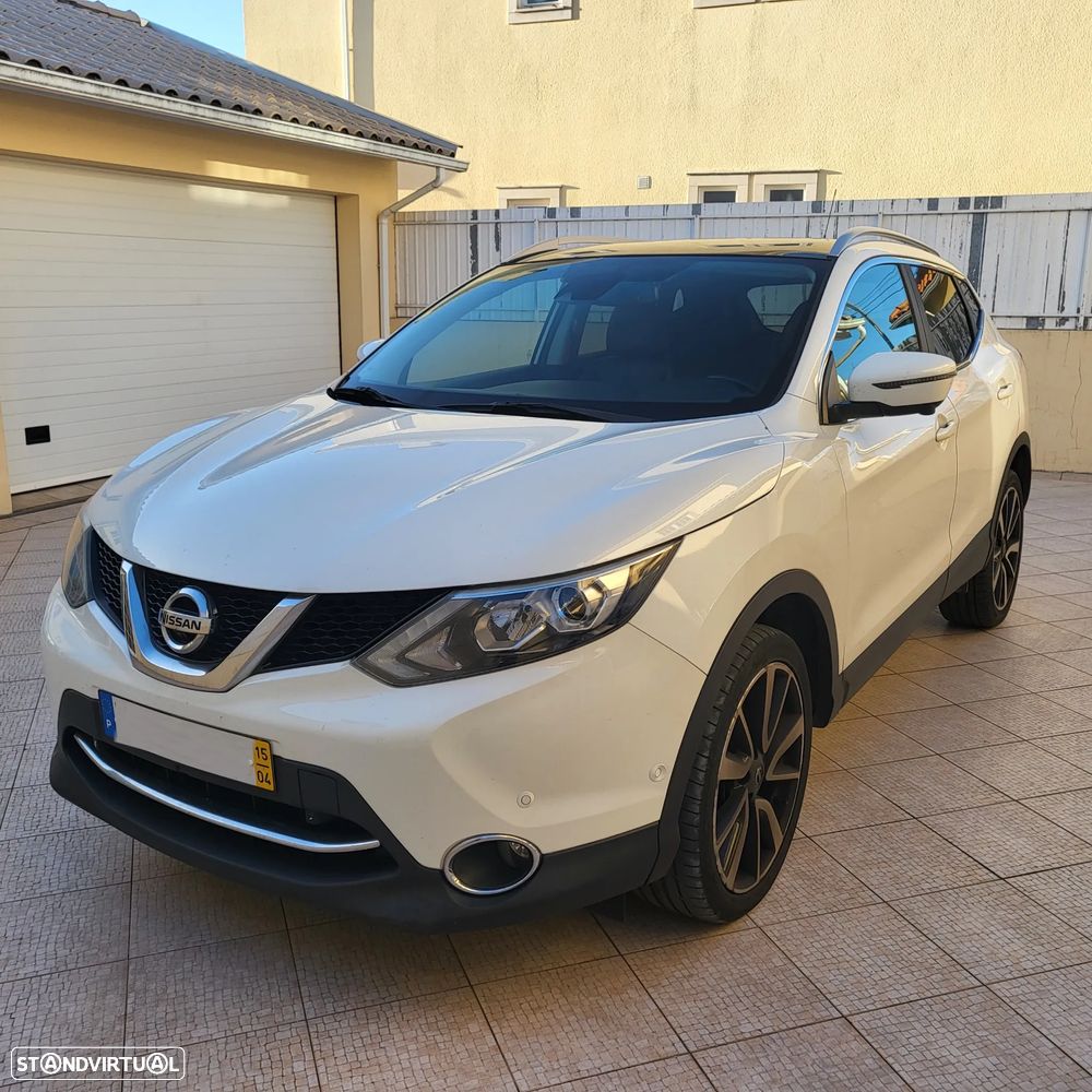 Nissan Qashqai 1.6 dCi Tekna Premium Pele