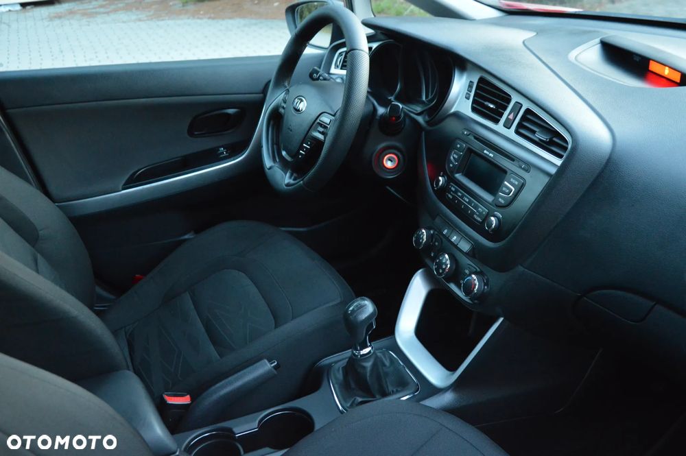 Kia Ceed 1.4 CVVT - 23