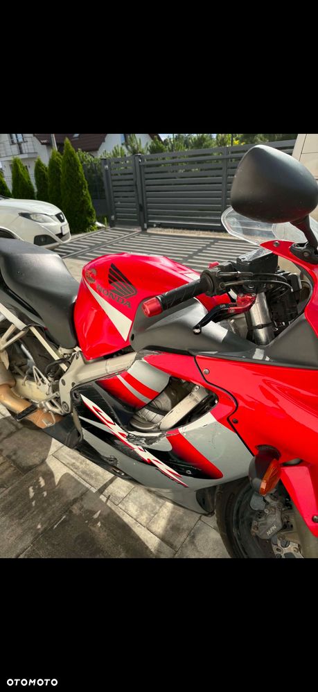 Honda CBR - 6
