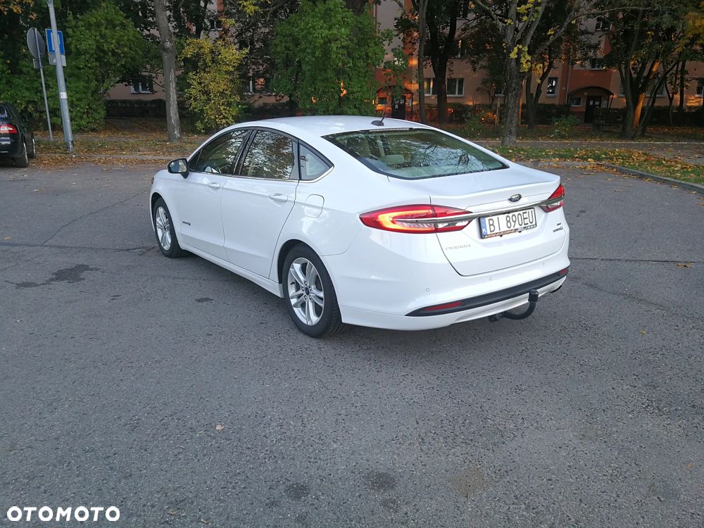 Ford Mondeo - 4
