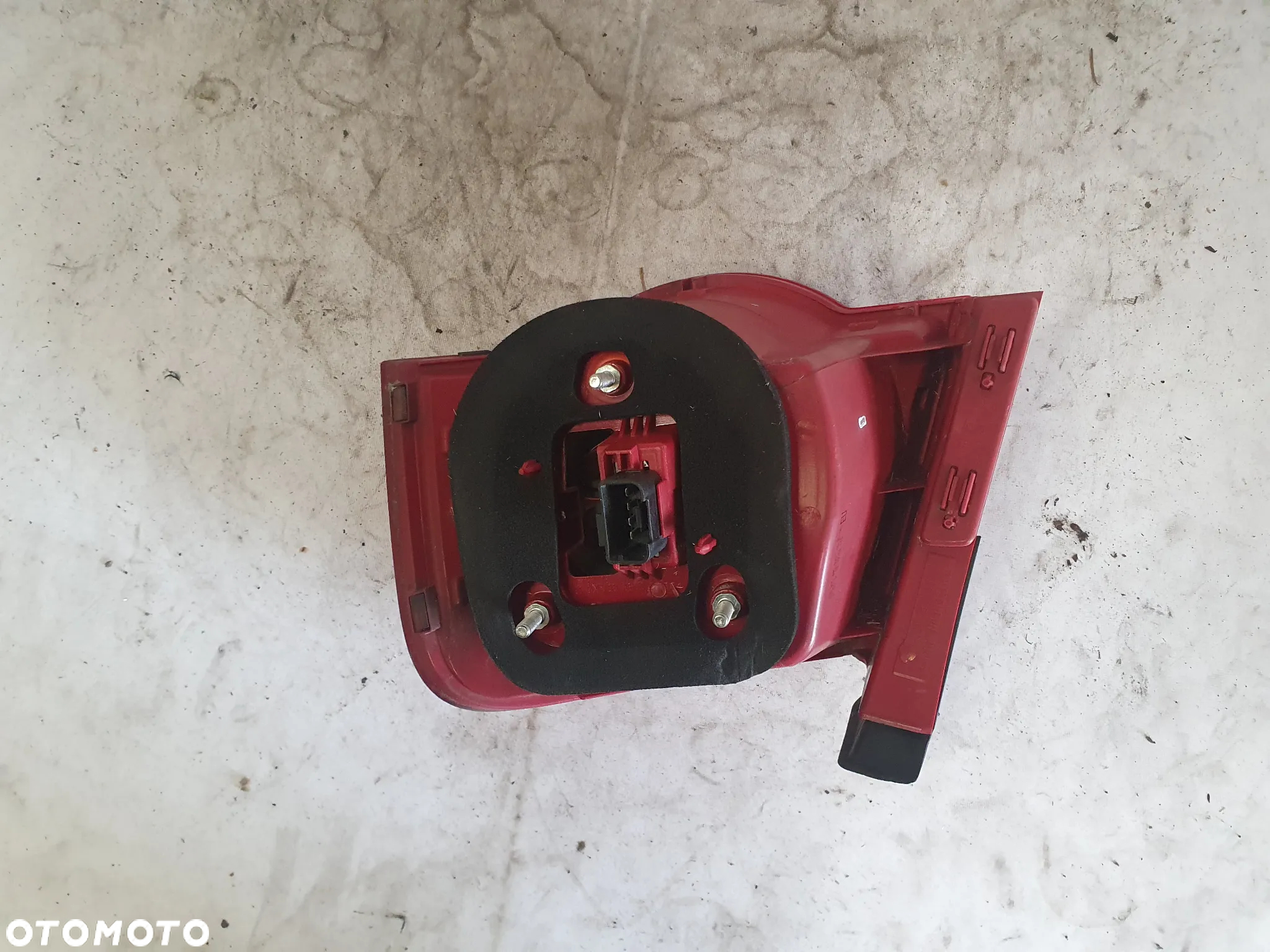 * LAMPA TYLNA PRAWA TYŁ PRAWO VOLKSWAGEN PASSAT B6 LED SEDAN - 6