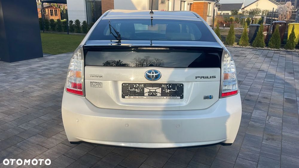 Toyota Prius 1.8 HSD Premium - 6