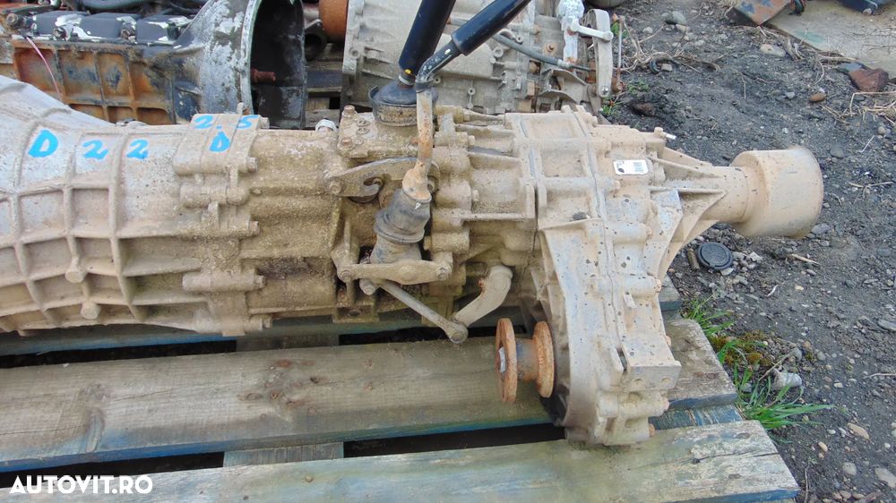 Cutie viteze manuala 5+1 trepte ,2.5 diesel-cutie transfer Nissan Navara D21-D22 an 1998-2004 - 6