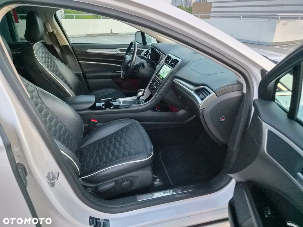 Ford Mondeo Vignale 2.0 EcoBoost - 28