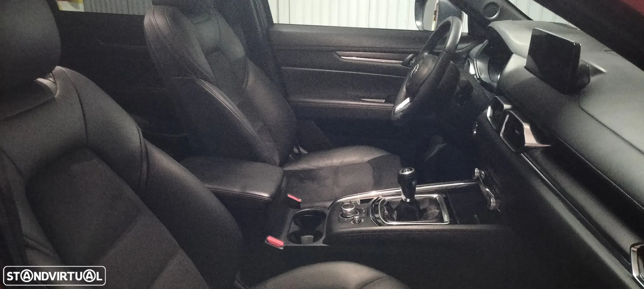Mazda CX-5 2.0 G Homura Comfort Black Pack - 17