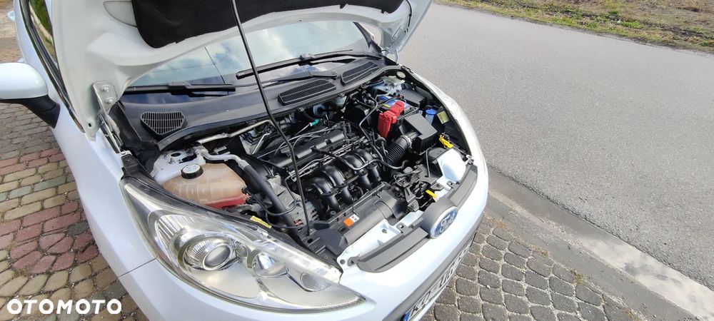 Ford Fiesta 1.25 Titanium - 24