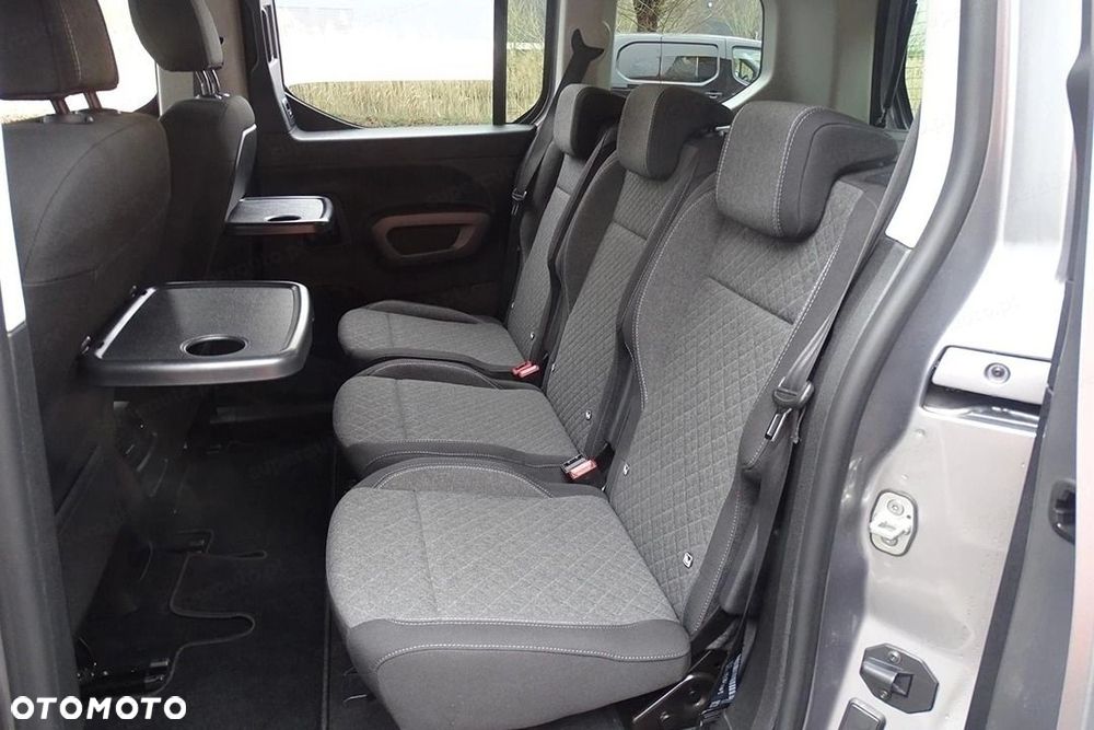 Opel Combo - 17