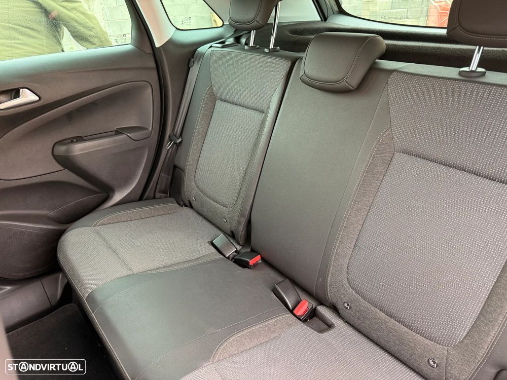 Opel Crossland X - 13