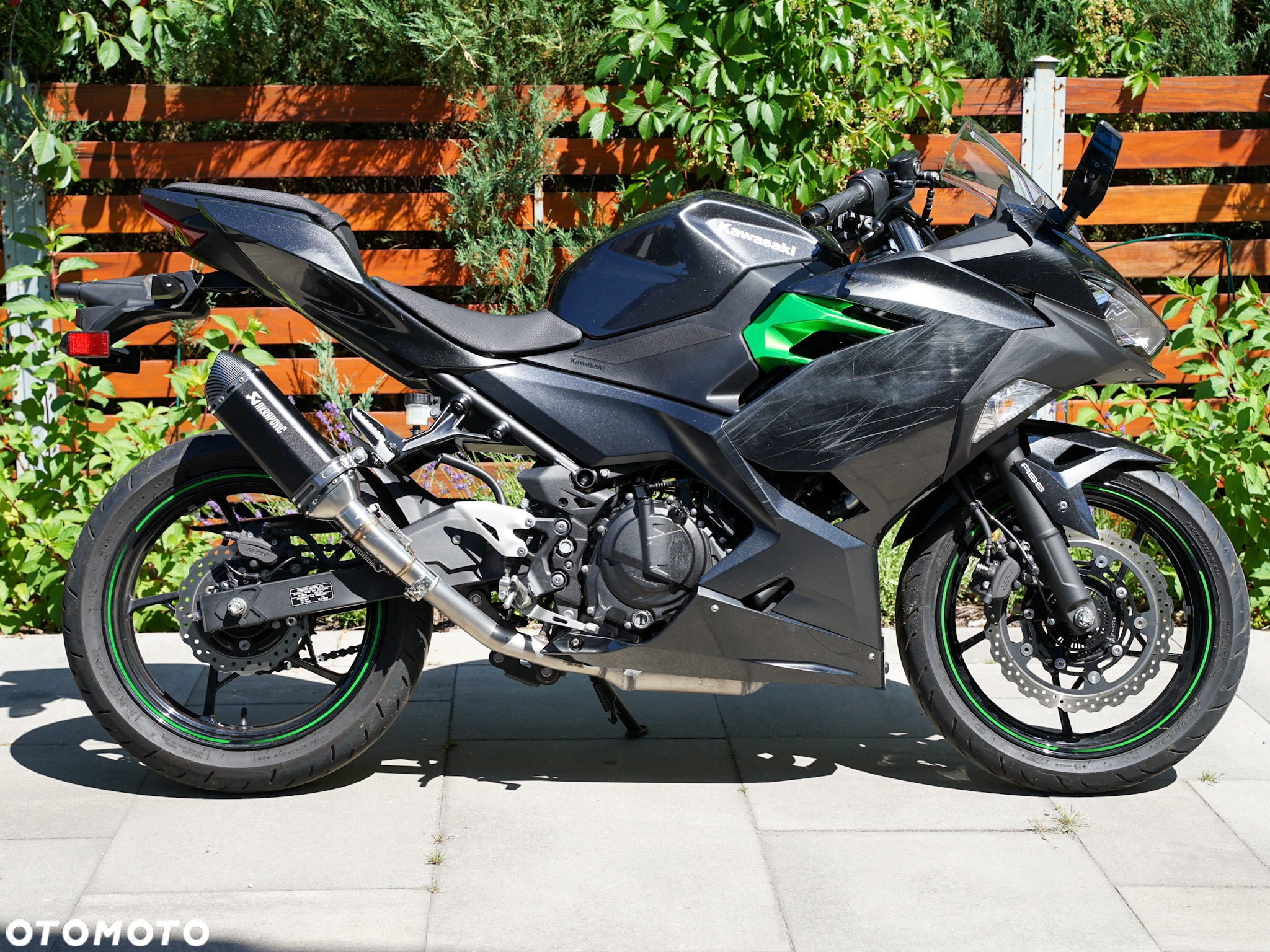 Kawasaki Ninja 400 - 2