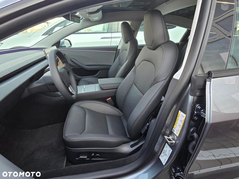 Tesla Model 3 RWD Premium - 12