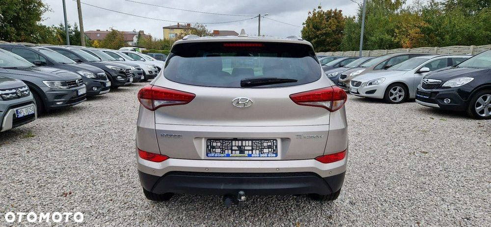 Hyundai Tucson - 8
