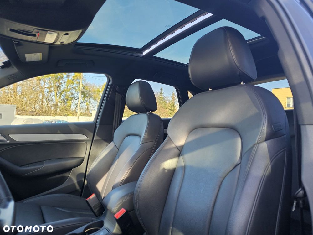 Audi Q3 2.0 TFSI Quattro S tronic design - 28