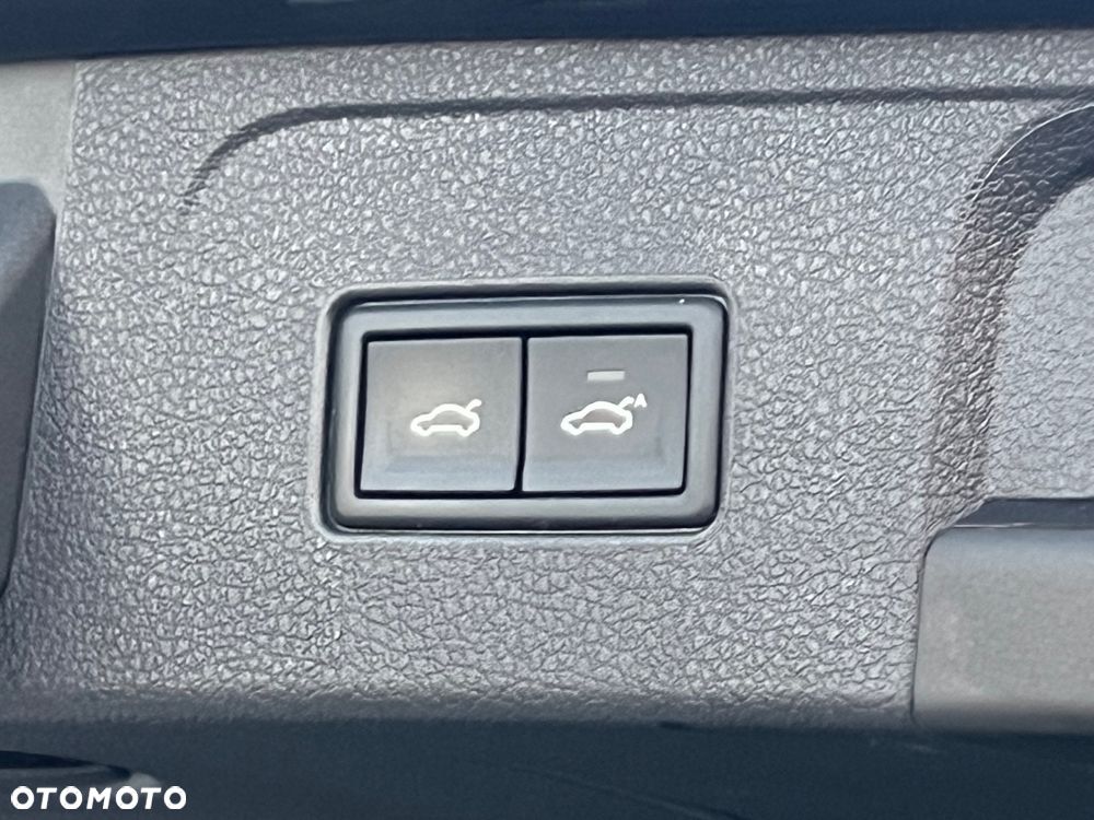 Volkswagen Passat 2.0 TDI BMT Highline DSG - 29