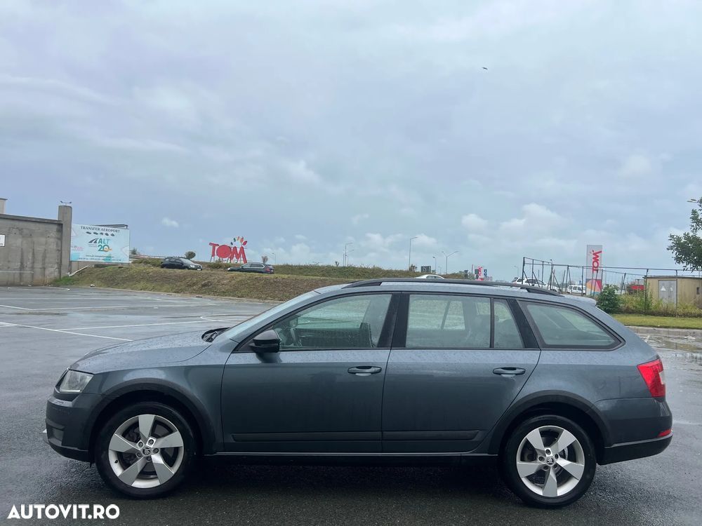 Skoda Octavia Combi 2.0 TDI 4x4 DSG Scout - 5