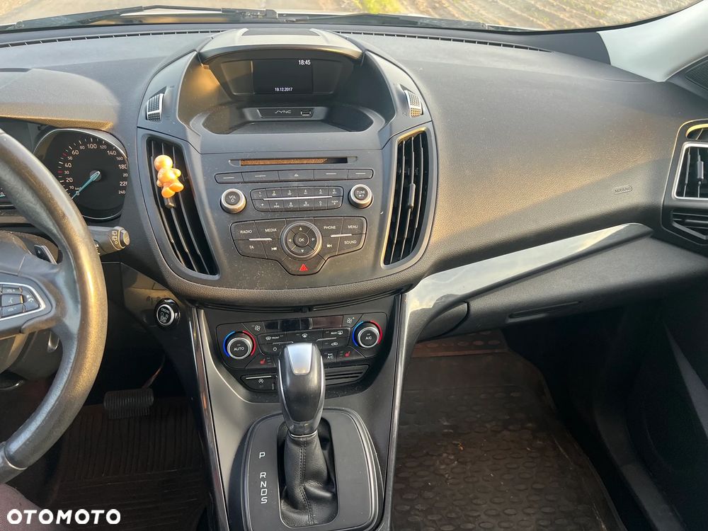 Ford Kuga 1.5 EcoBoost 4x4 Titanium - 12