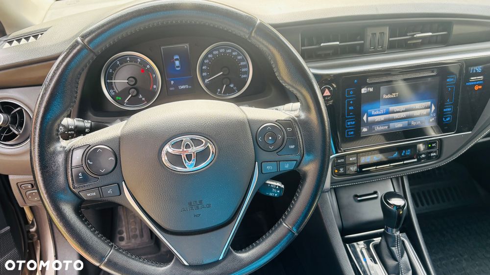Toyota Corolla 1.6 Prestige MS - 10