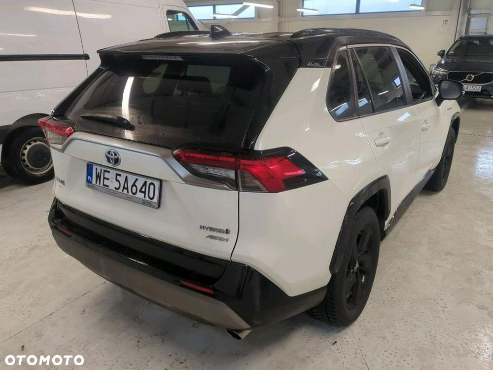 Toyota RAV4 - 5