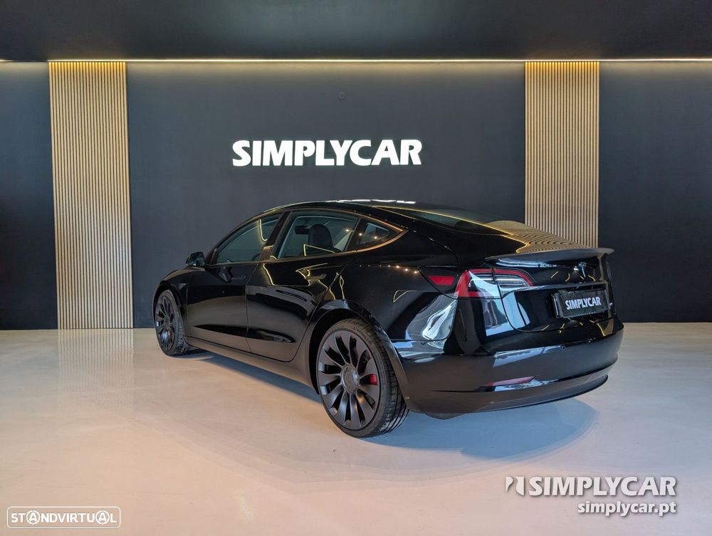 Tesla Model 3 - 5