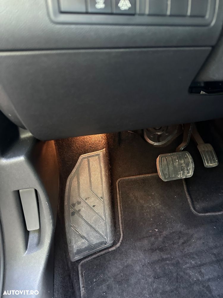 Peugeot 308 BlueHDi FAP 130 EAT8 Stop & Start Allure - 23