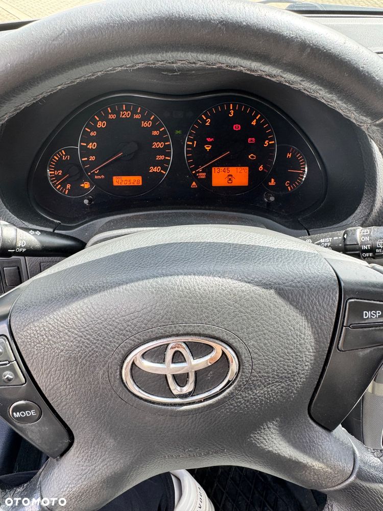 Toyota Avensis 2.0 D-4D Sol - 14