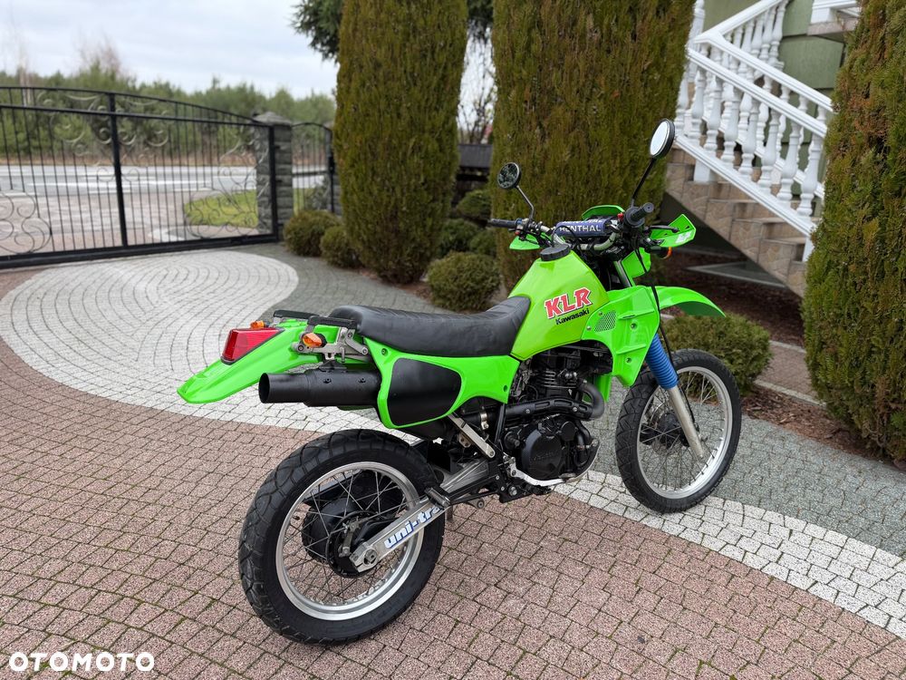 Kawasaki KLR - 11