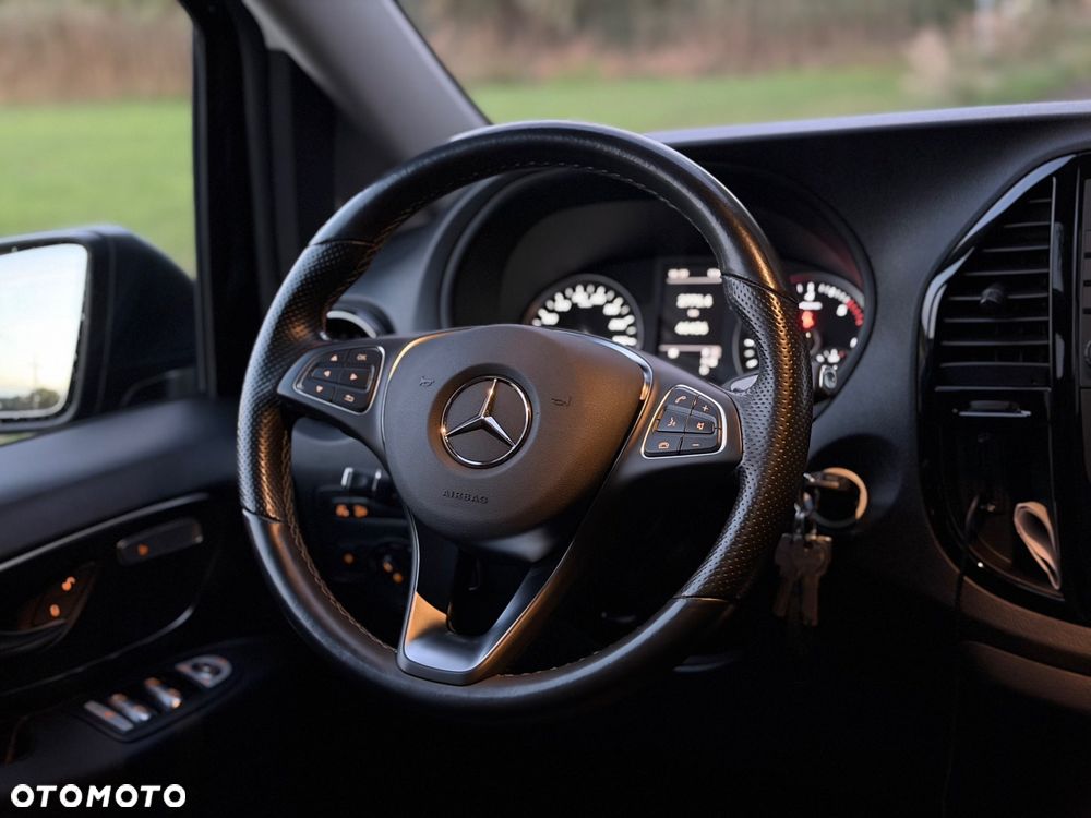 Mercedes-Benz Vito 124 CDI 4MATIC Tourer Kompakt EDITION - 31