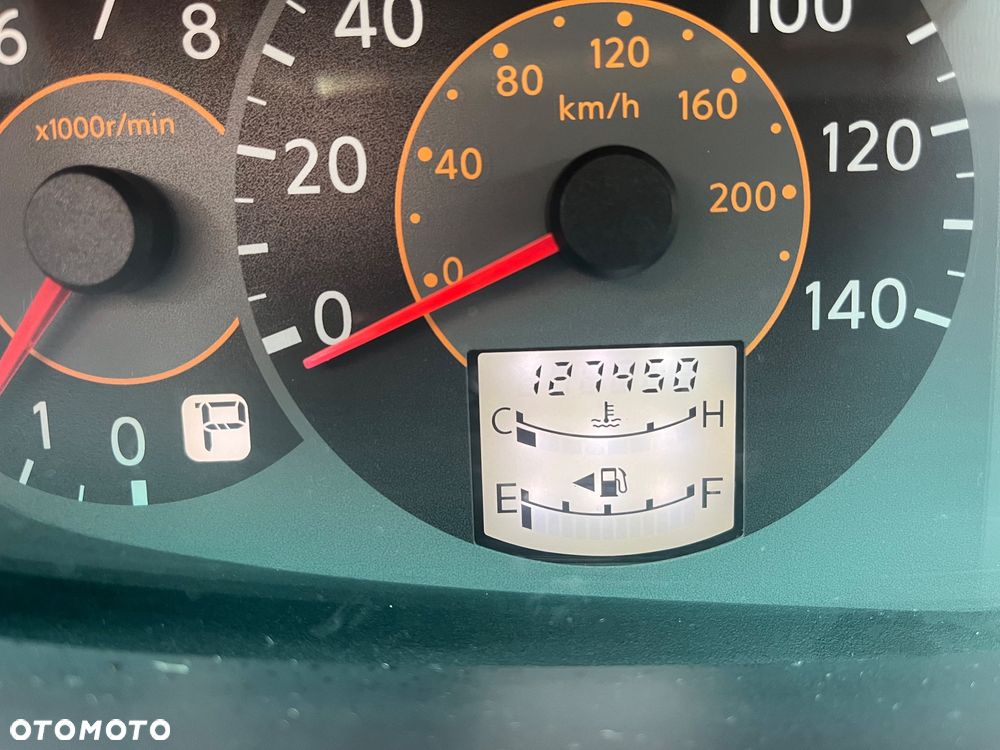 Nissan Quest 3.5 S - 7