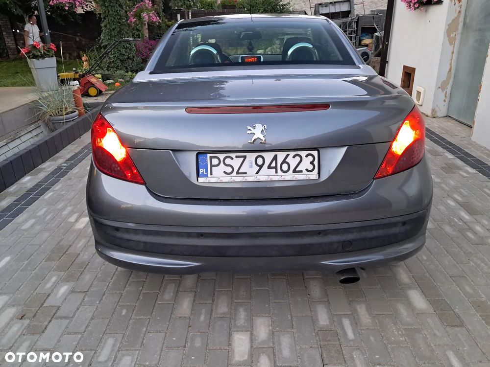 Peugeot 207 1.6 HDi 16V Intense - 12