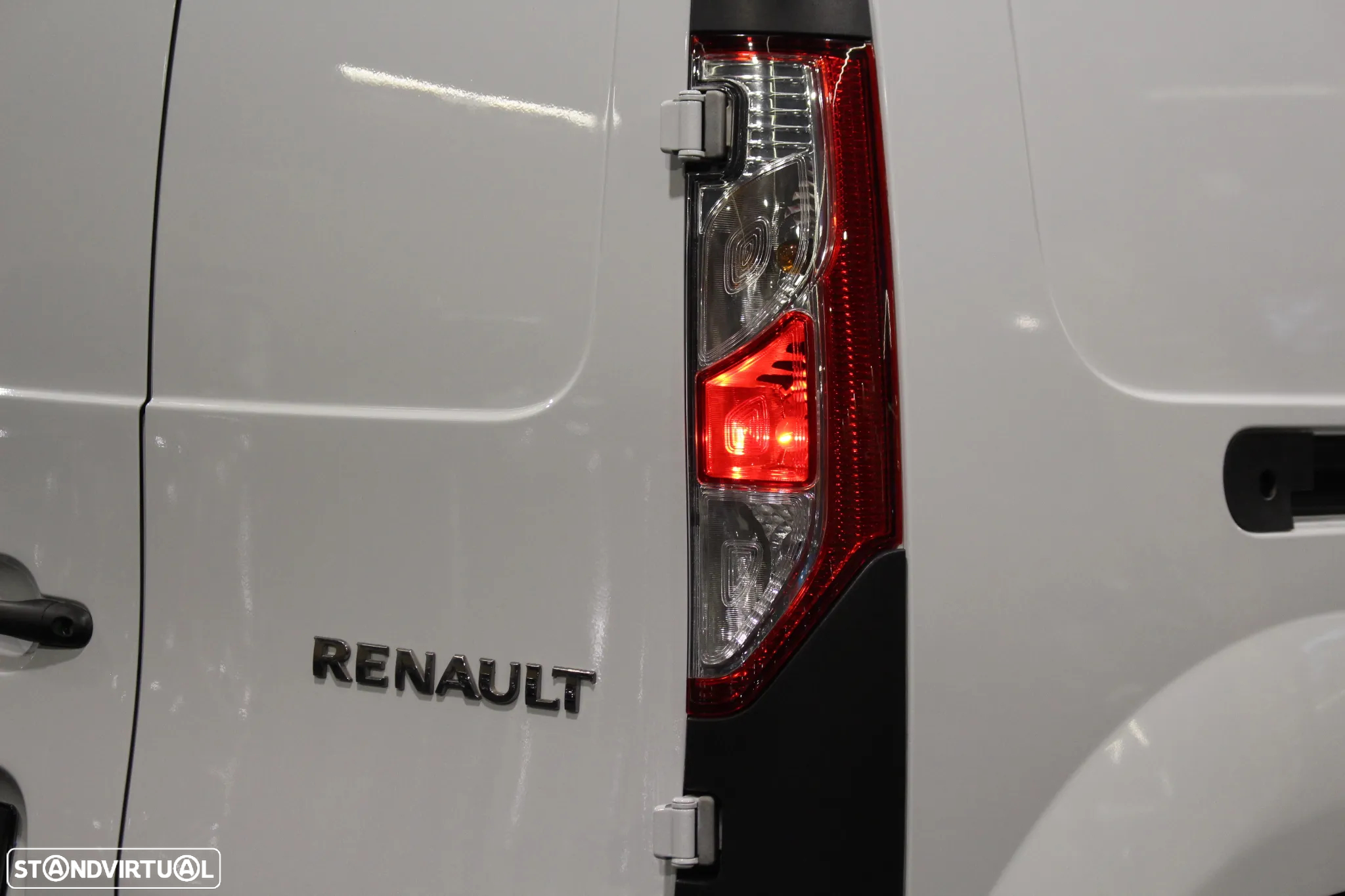 Renault Kangoo Maxi Cx. Automática 3Lugares - 7