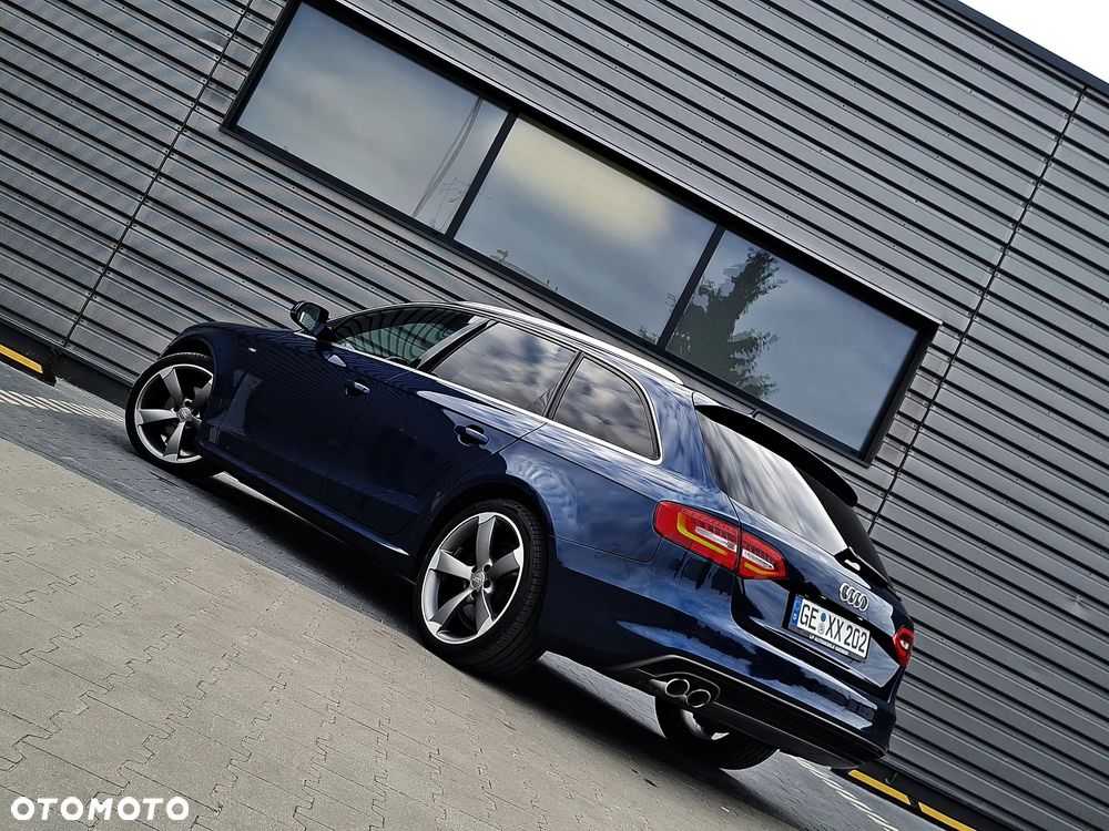 Audi A4 Avant 2.0 TDI DPF quattro S line Sportpaket - 18