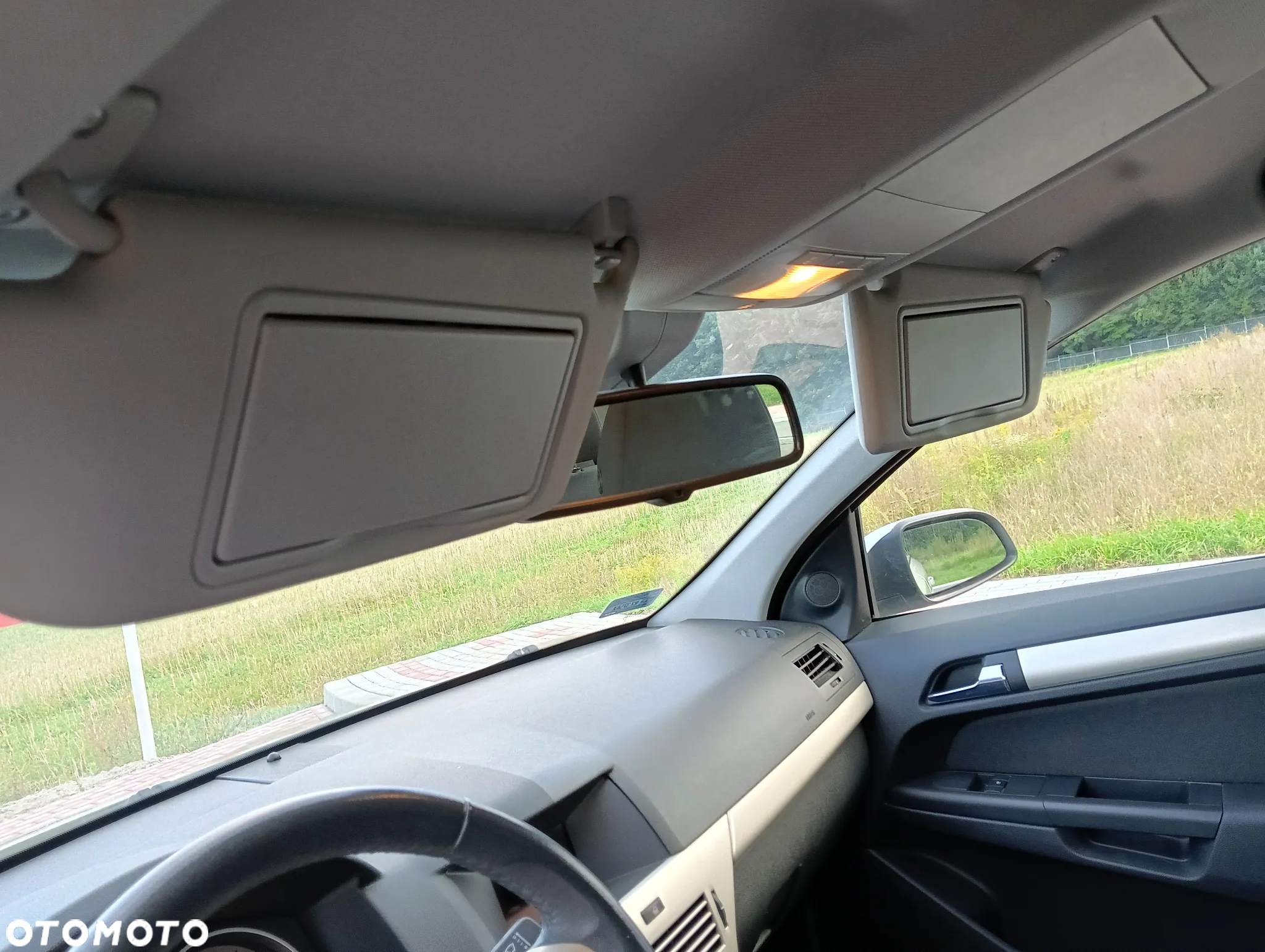 Opel Astra - 16
