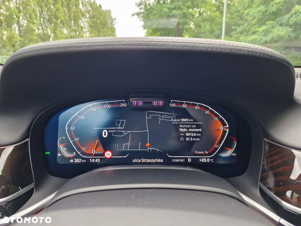 BMW Seria 7 750Li xDrive - 39