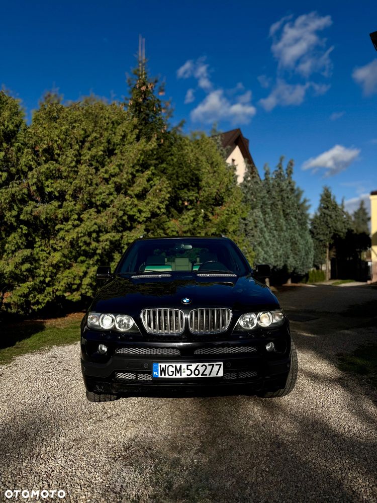 BMW X5 4.8 is - 3