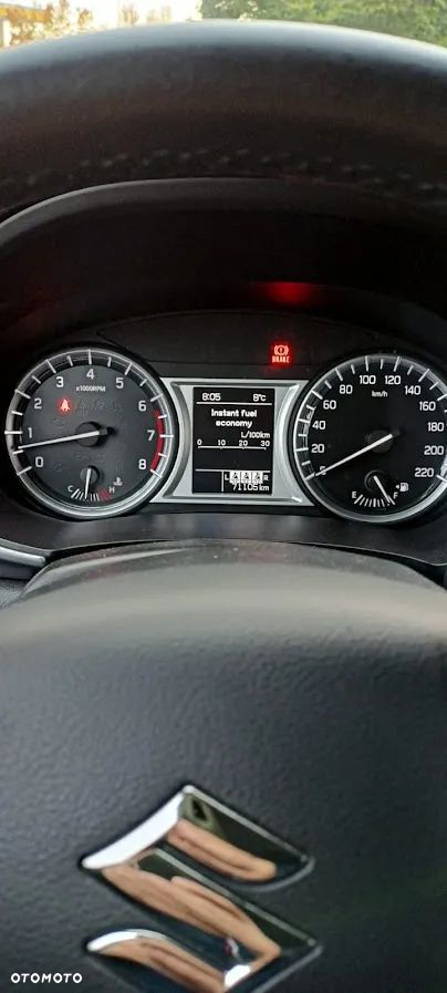 Suzuki Vitara 1.6 Premium 2WD - 12