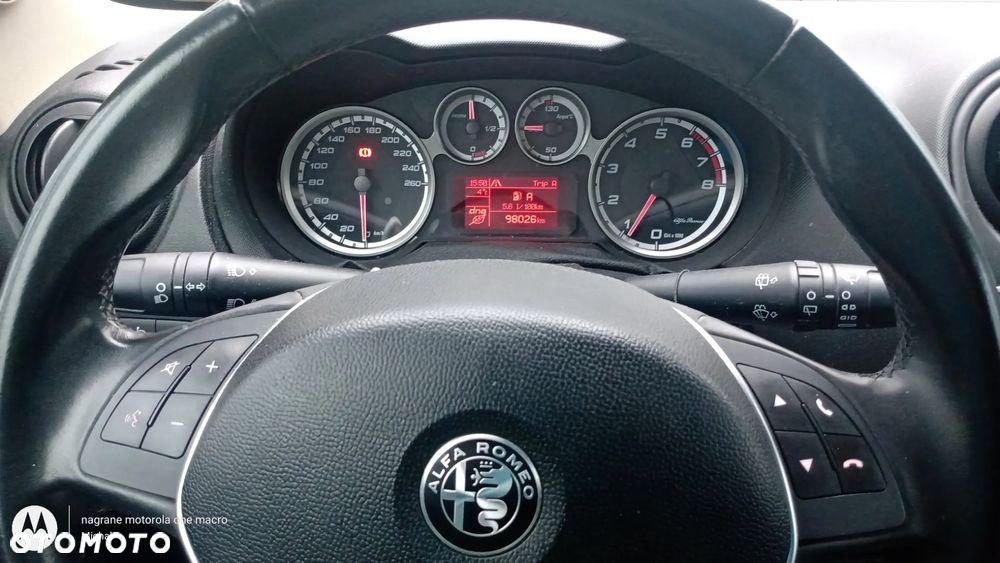 Alfa Romeo Mito 0.9 8V Turbo Twinair Super - 8