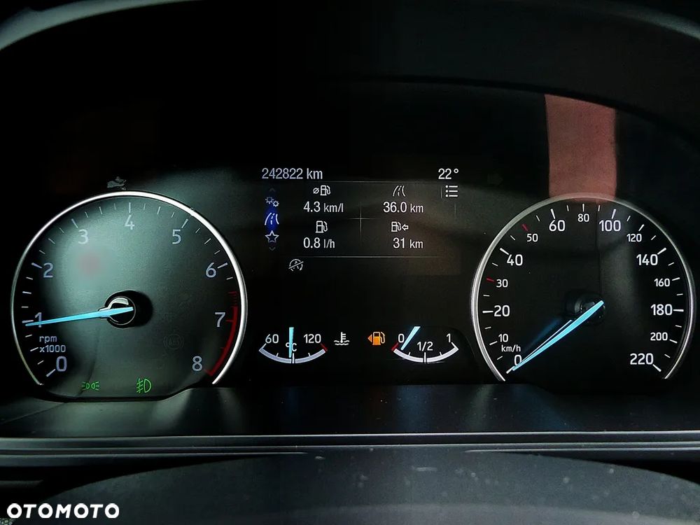 Ford EcoSport 1.0 EcoBoost ST-LINE - 28