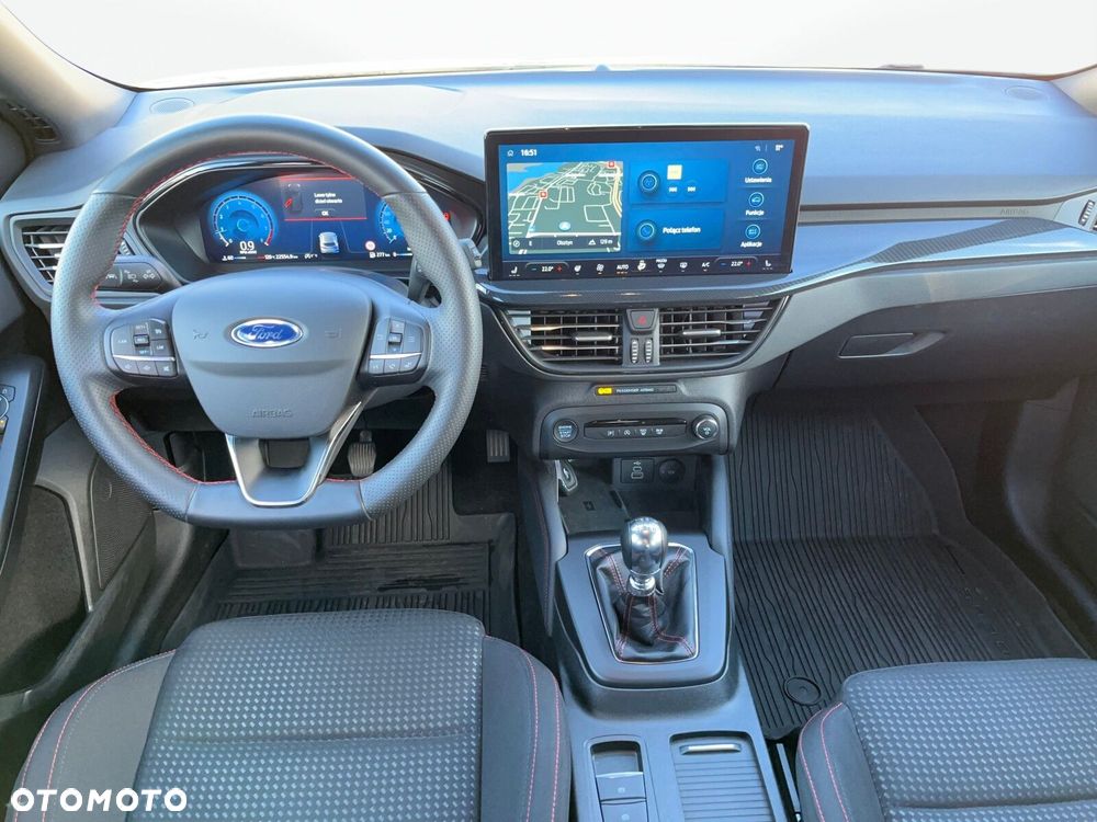 Ford Focus 1.0 EcoBoost ST-Line X - 16