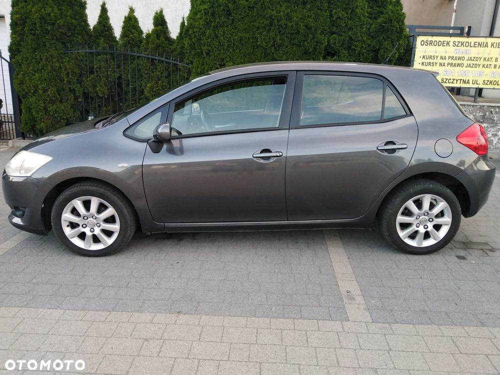 Toyota Auris 1.6 VVT-i Team - 5