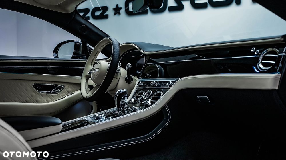 Bentley Continental GT - 7