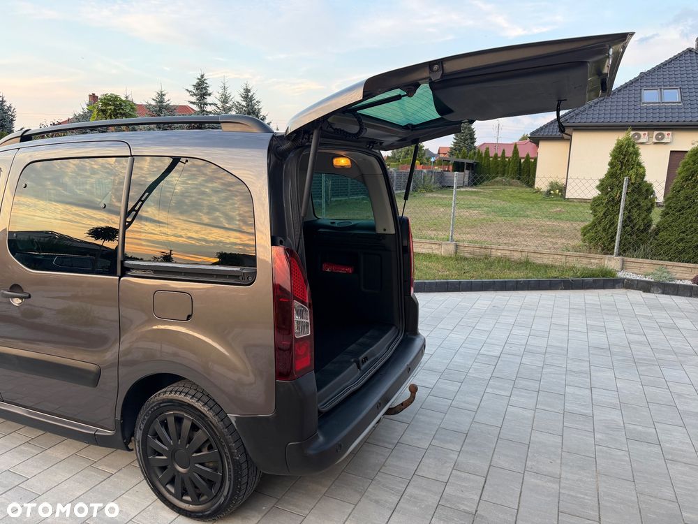Peugeot Partner 1.6 BlueHDi Outdoor S&S - 19