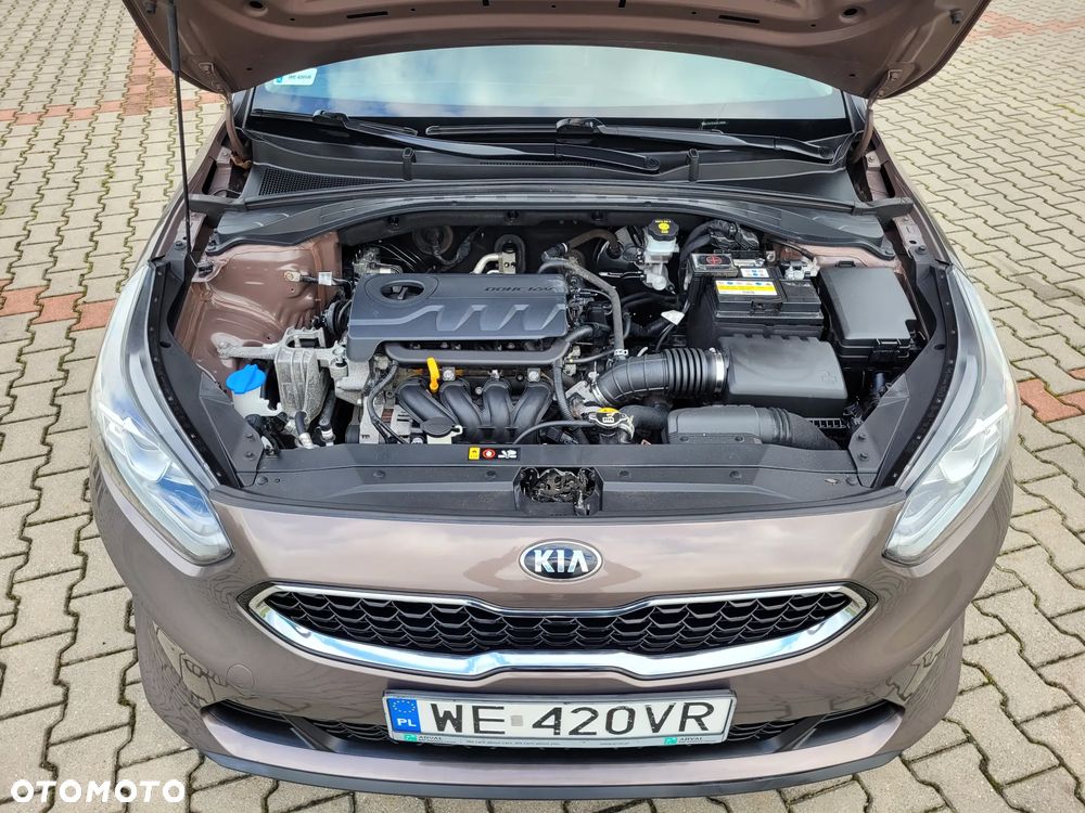 Kia Ceed 1.4 L Business Line - 31